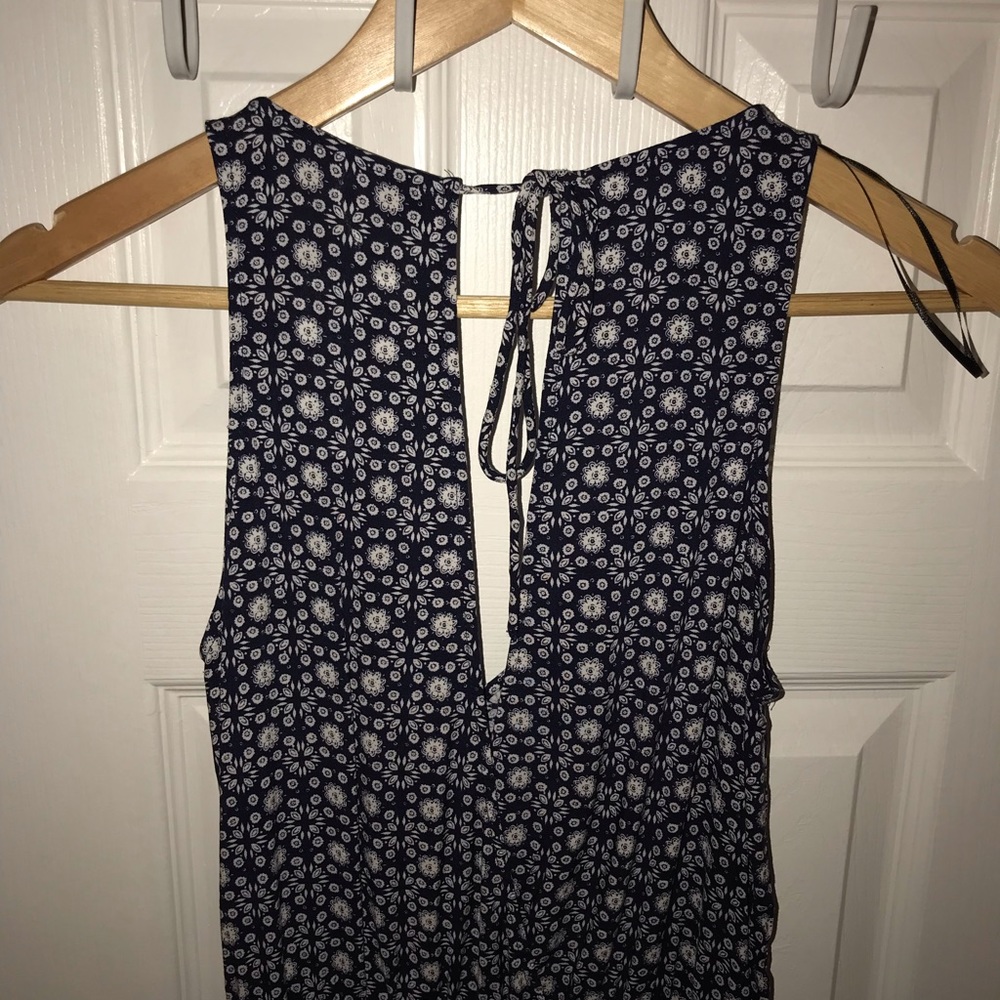 H & M Sleeveless Romper 🌹 - Picture 6 of 6